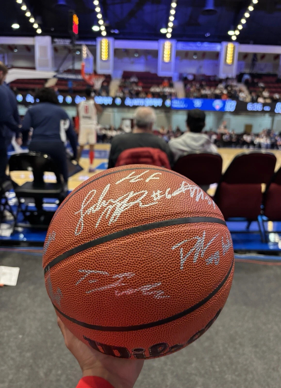 2025 Capital City Go-Go 11x Team Autogaphed/Signed Wilson Basketball!