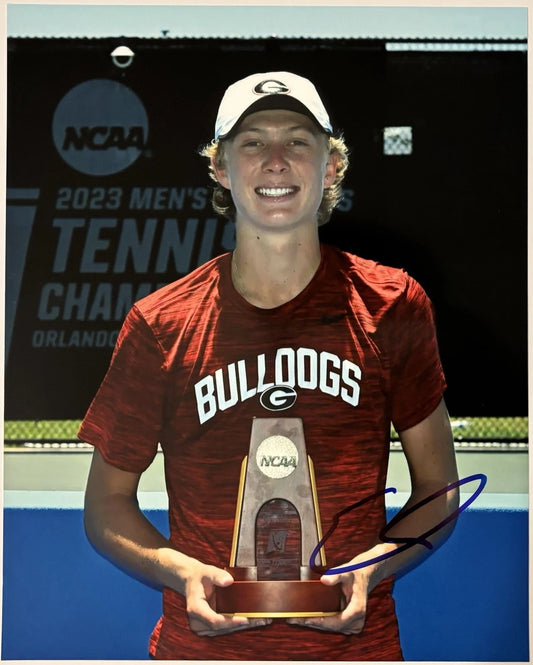 Ethan Quinn Autographed/Signed Georgia Bulldogs 8x10 Photo Exact Proof!